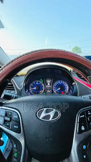 Hyundai Grandeur 2016 Blue