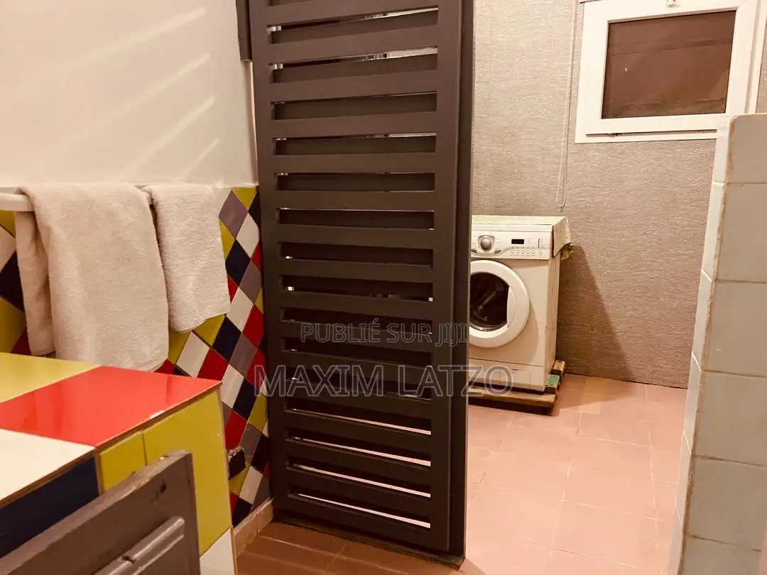 Furnished 2chbre Studio dans Yoff à Louer