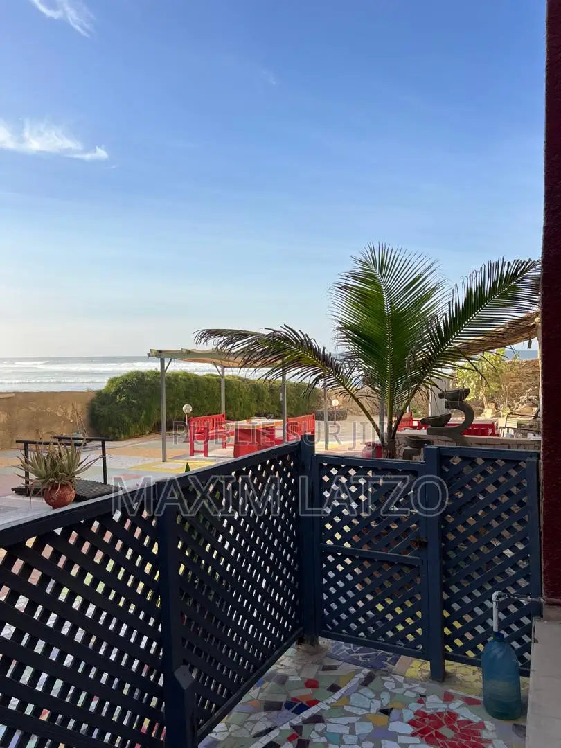 Furnished 2chbre Studio dans Yoff à Louer