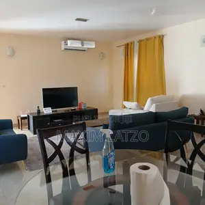 Furnished 1chbre Appartement dans Almadies à Louer
