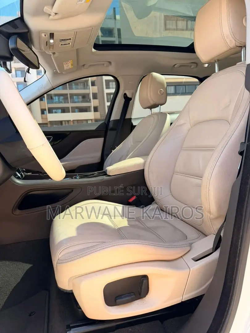 Jaguar F-Pace 2017 Blanc