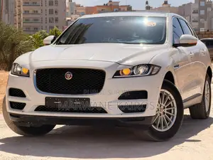 Jaguar F-Pace 2017 Blanc