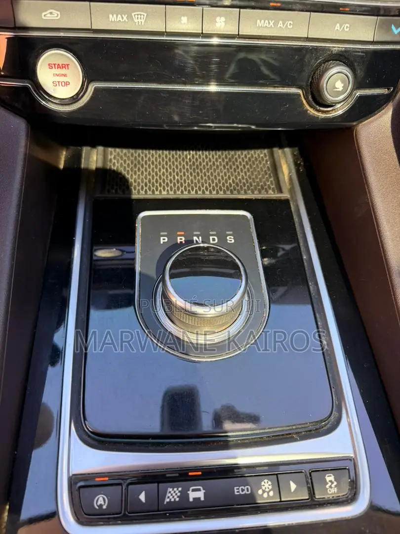 Jaguar F-Pace 2017 Blanc