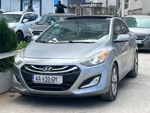 Photo - Hyundai Elantra Sport 4dr Sedan (2.0L 4cyl 6A) 2014 Blue