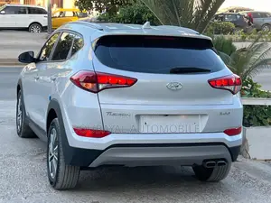 Hyundai Tucson Limited FWD 2018 Gris