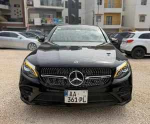 Photo - Mercedes-Benz GLC-Class 2017 Black