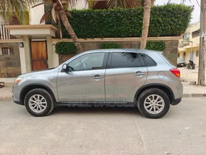 Mitsubishi RVR 2016 Gris