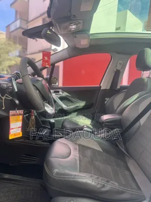 Peugeot 2008 2016 Blanc