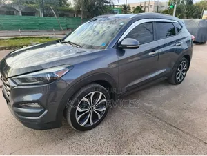 Hyundai Tucson 2017 Gris
