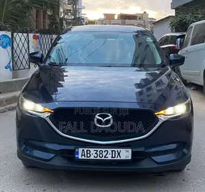 Photo - Mazda CX-5 2017 Black