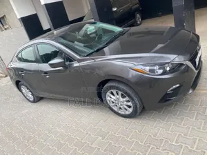 Mazda 3 2015