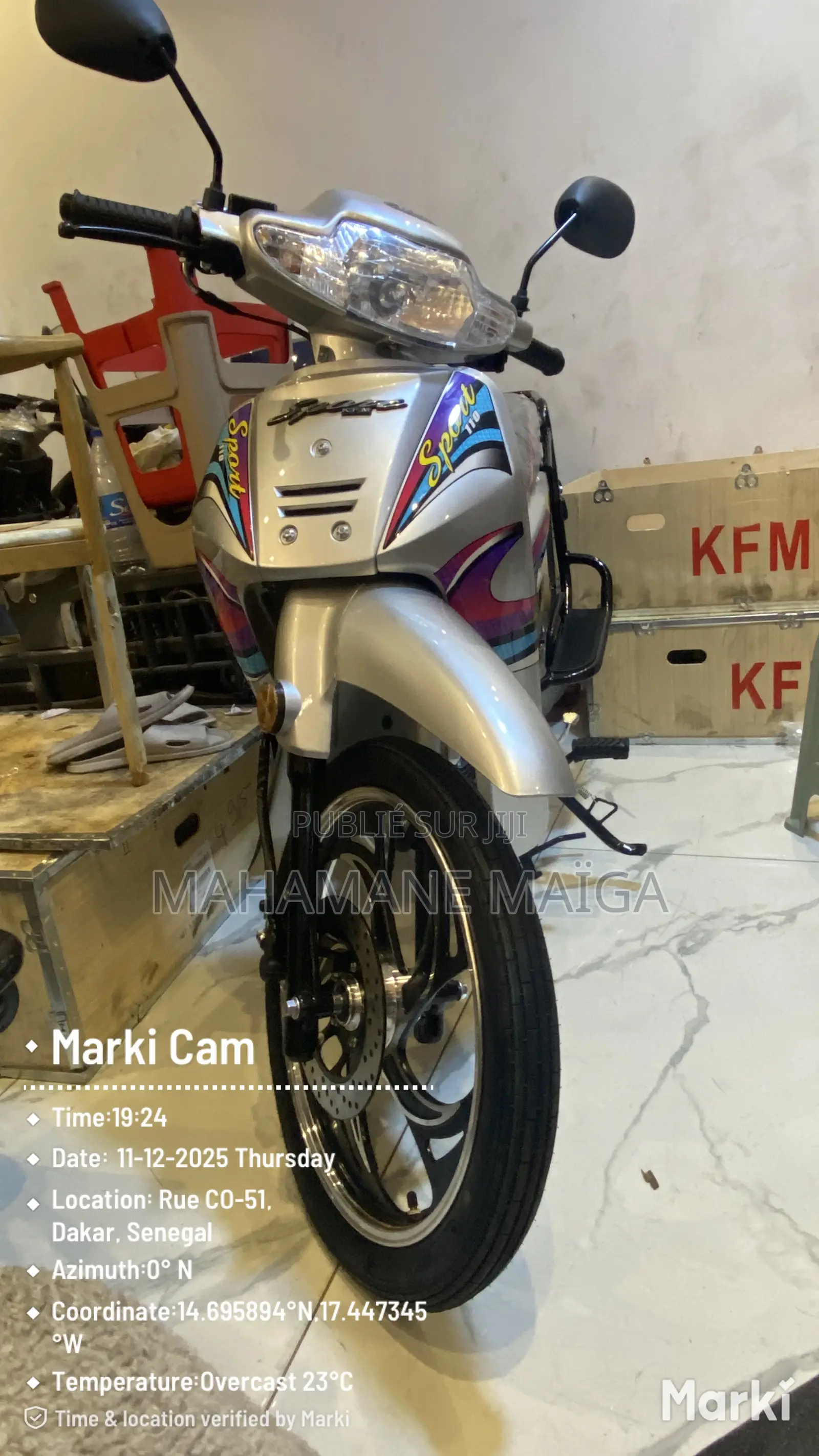 New Motorcycle 2025 Jaune