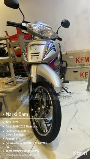 New Motorcycle 2025 Jaune