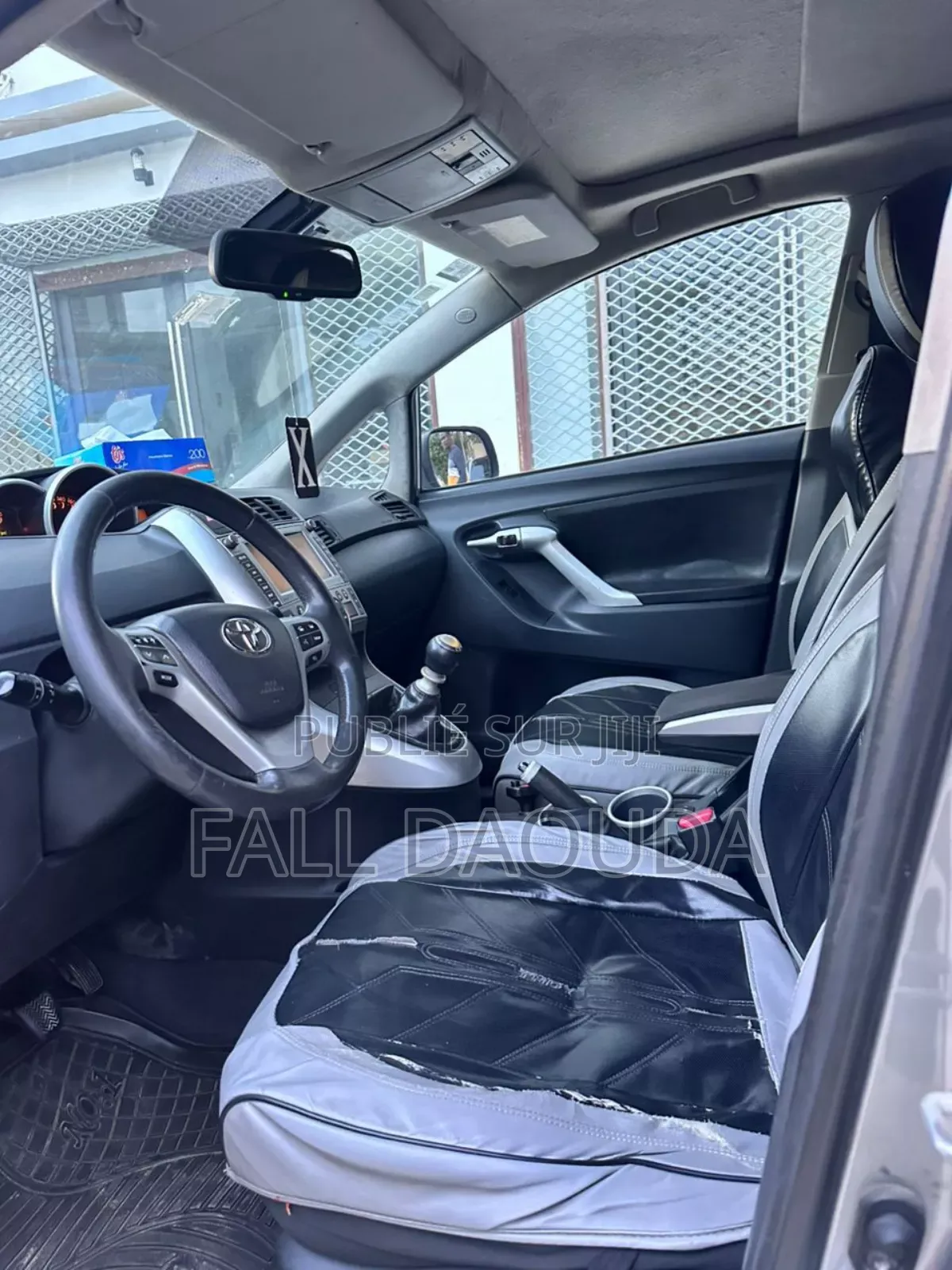 Toyota Verso 2012 Gris