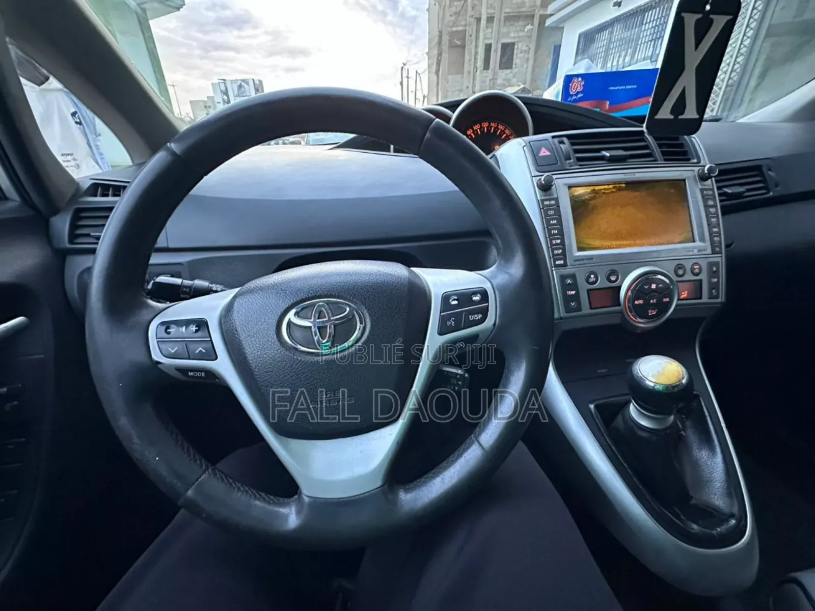 Toyota Verso 2012 Gris