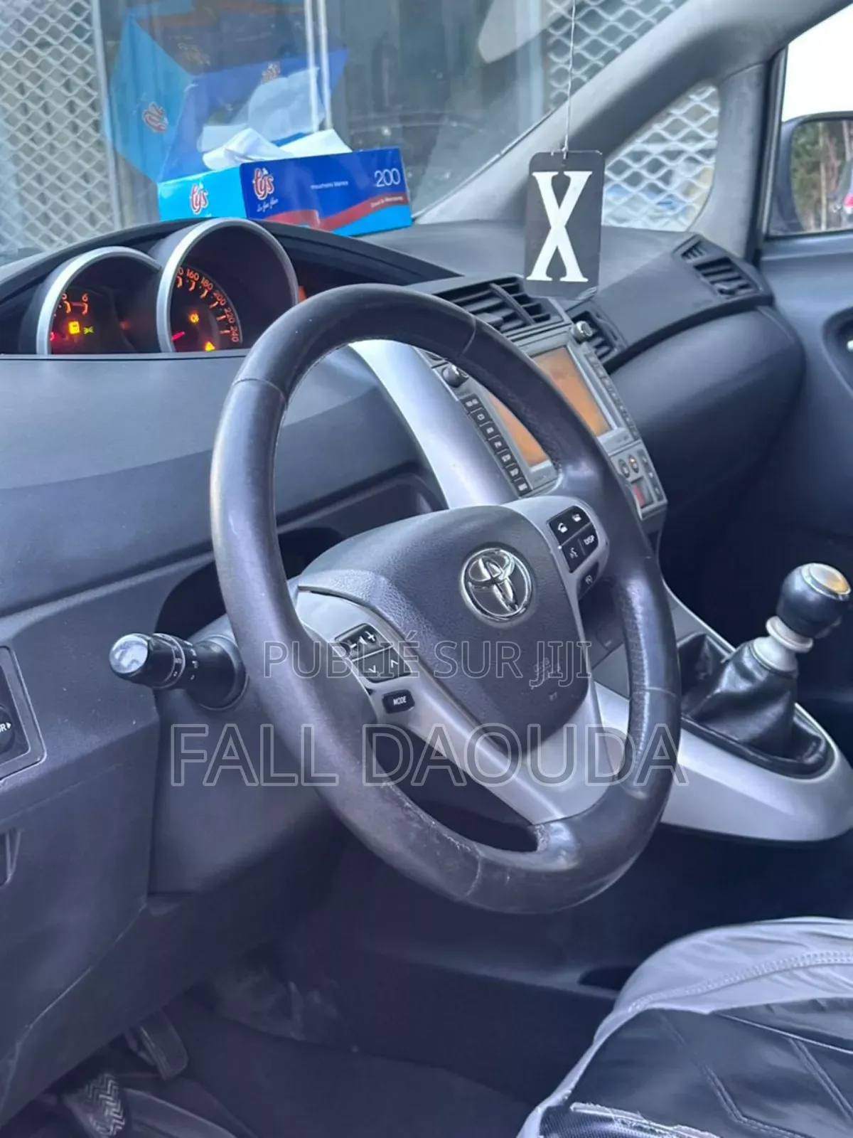 Toyota Verso 2012 Gris