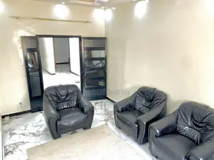 Furnished 3chbre Appartement dans Le Confort A Thies à Louer