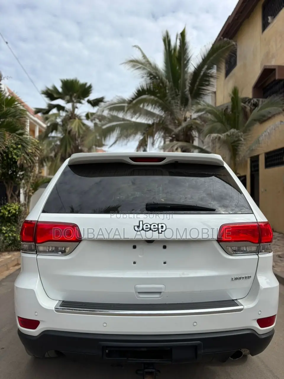 Jeep Grand Cherokee Laredo 4dr 4x4 2017 Black