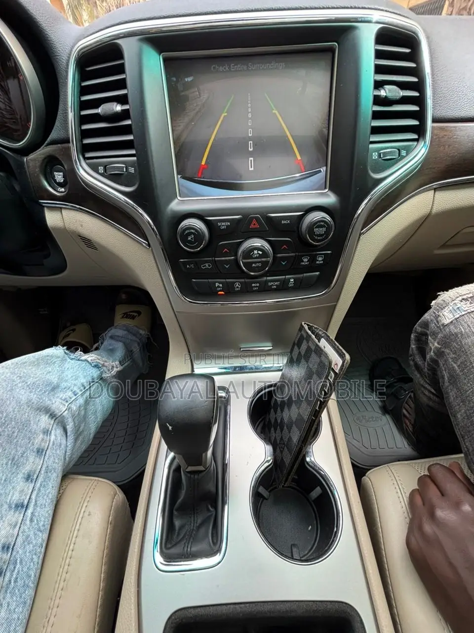 Jeep Grand Cherokee Laredo 4dr 4x4 2017 Black