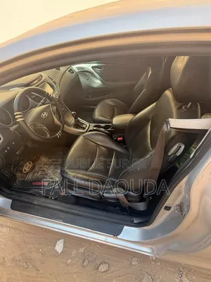 Hyundai Elantra 2016 Gris