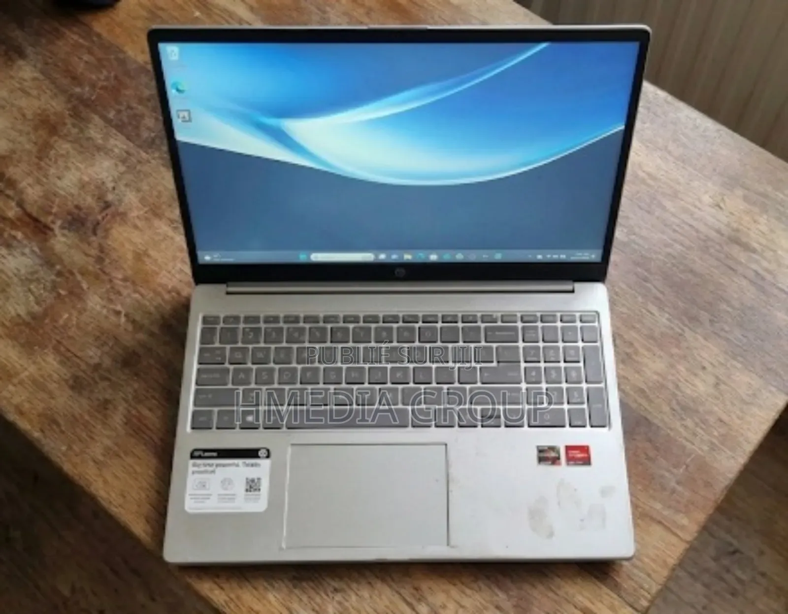 Ordinateur Portable HP 15 8GB AMD Ryzen 5 SSD 500GB