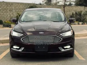 Photo - Ford Fusion 2017 Bordeaux