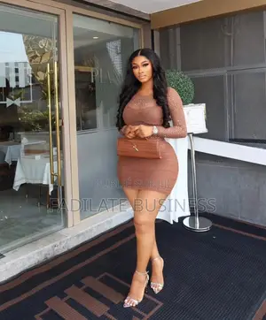 Robe Courte Moulante