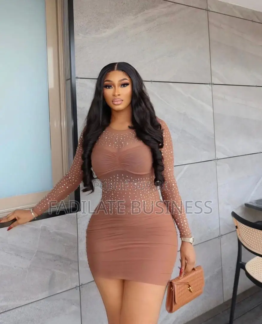 Robe Courte Moulante