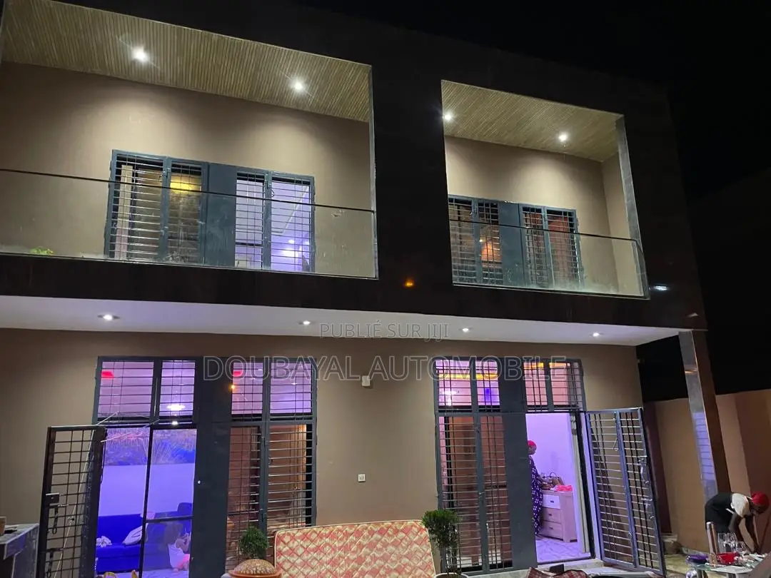 Furnished 2chbre Villa dans Mbour Sally, Thiès Nord à Vendre