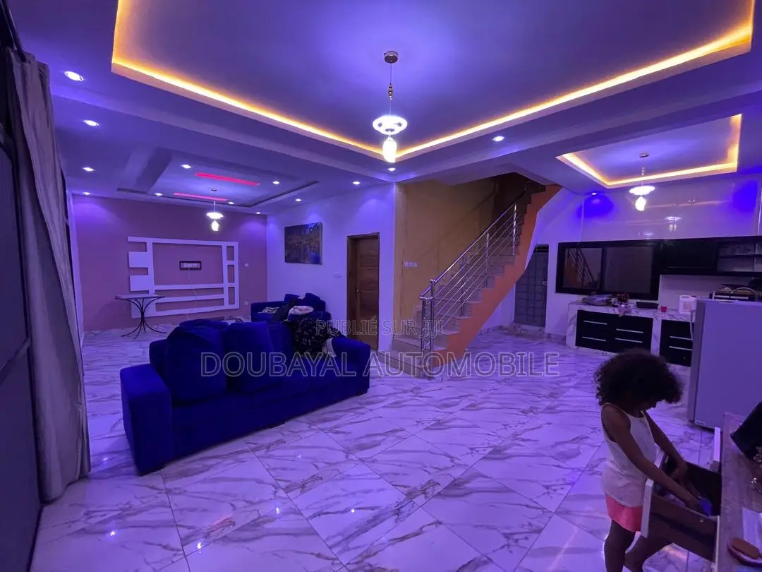 Furnished 2chbre Villa dans Mbour Sally, Thiès Nord à Vendre