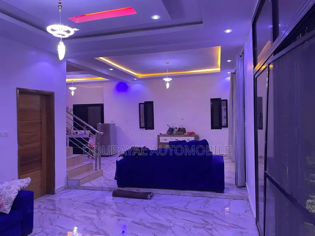 Furnished 2chbre Villa dans Mbour Sally, Thiès Nord à Vendre