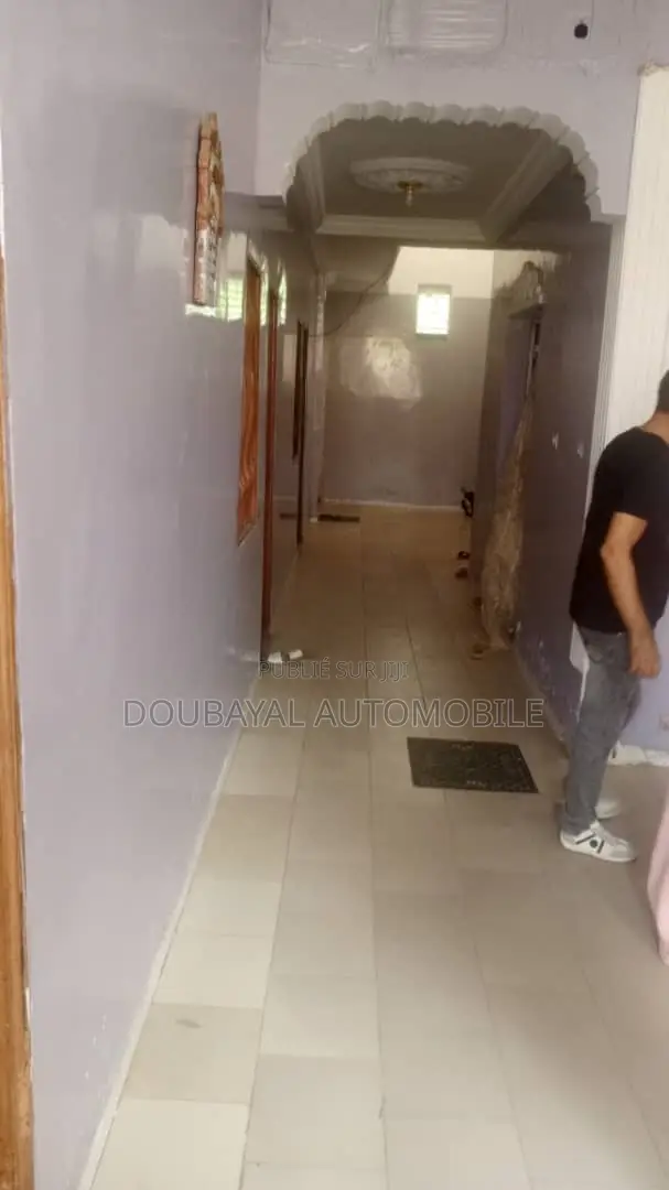 3chbre Villa dans Mbour Sally, Thiès Sud à Vendre