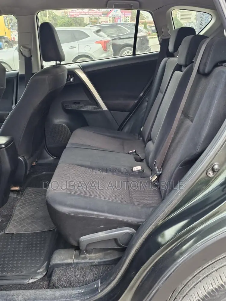 Toyota RAV4 LE 4dr SUV AWD (2.5L 4cyl 6A) 2014 Gris