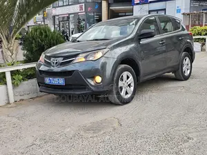 Toyota RAV4 LE 4dr SUV AWD (2.5L 4cyl 6A) 2014 Gris