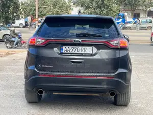 Ford Edge SE 4dr SUV AWD (2.0L 4cyl Turbo 6A) 2015 Noir Mat