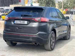 Ford Edge SE 4dr SUV AWD (2.0L 4cyl Turbo 6A) 2015 Noir Mat