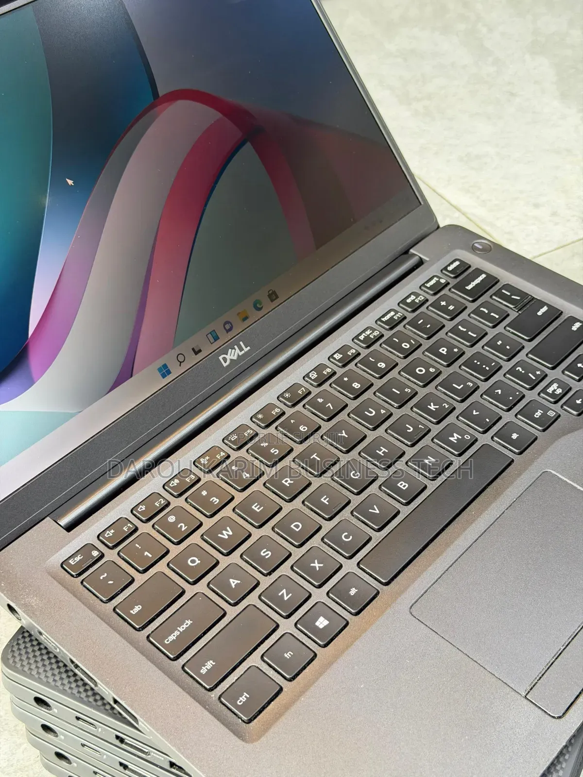 New Ordinateur portable Dell Latitude 7400 8GB Intel Core i5 SSD 256GB