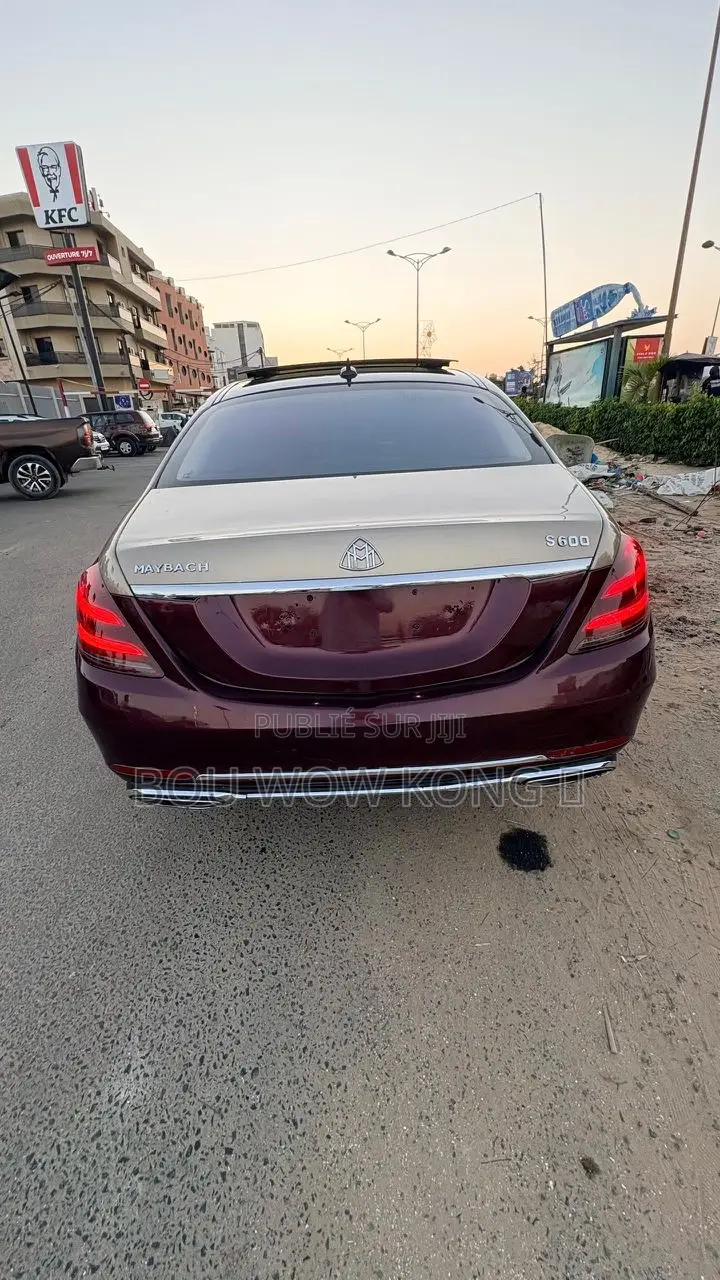 Mercedes-Benz Maybach GLS GLS 600 AWD 2023 Beige