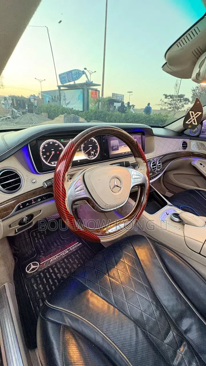 Mercedes-Benz Maybach GLS GLS 600 AWD 2023 Beige