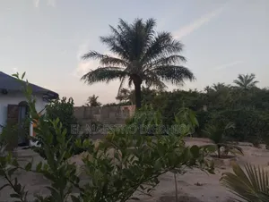 Furnished 5chbre Chambre et salon dans Auberge À Vendre, Kabrousse