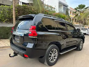 Toyota Land Cruiser Prado 2.7 2018 Noir Mat