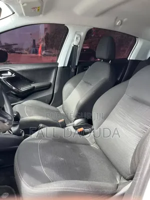 Peugeot 208 2019 Blanc