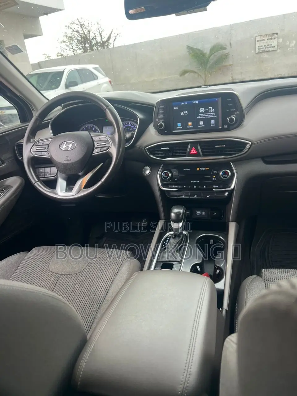 Hyundai Santa Fe SEL 2021 Black