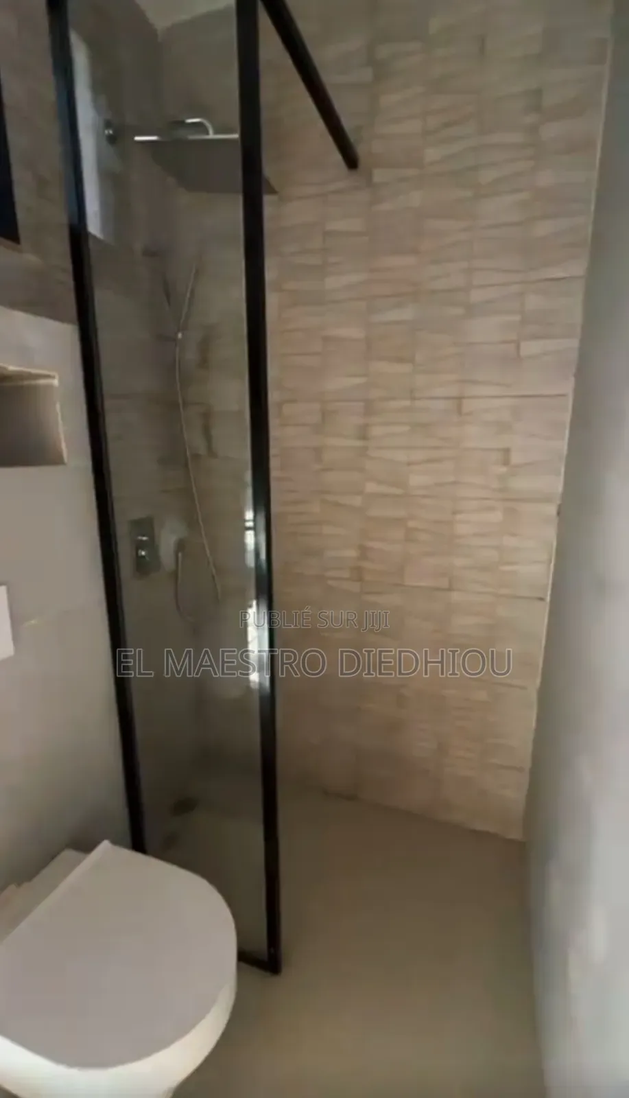 3chbre Appartement dans Appartement F4 À, Fann-Point E-Amitié à Vendre