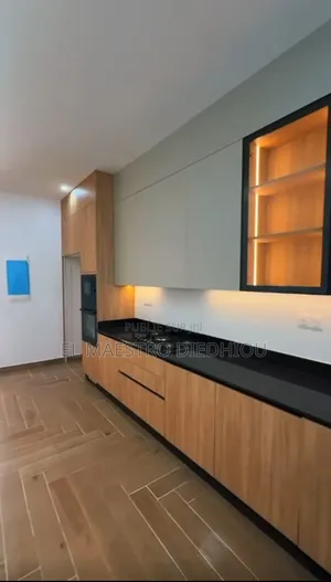 3chbre Appartement dans Appartement F4 À, Fann-Point E-Amitié à Vendre