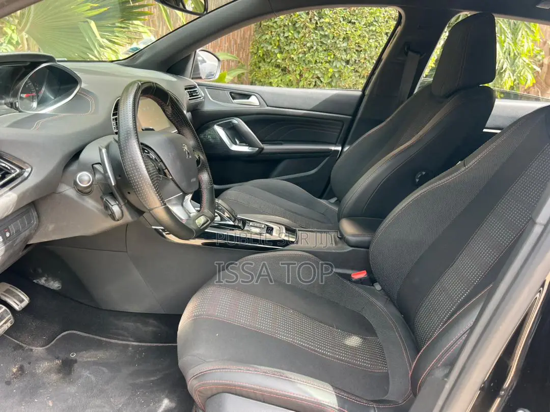 Peugeot 308 2018 Black