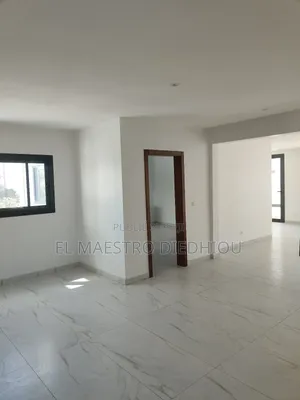 3chbre Appartement dans F4 À Louer Au Point à Louer