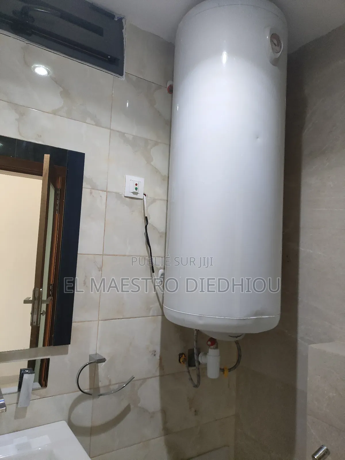 3chbre Appartement dans F4 À Louer Au Point à Louer