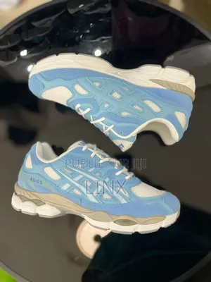 Photo - Azics Disponible