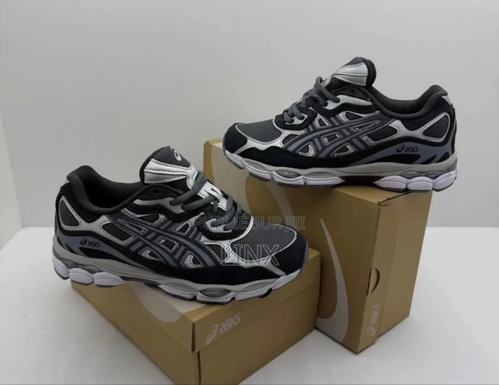 Asics Black Grey Disponible